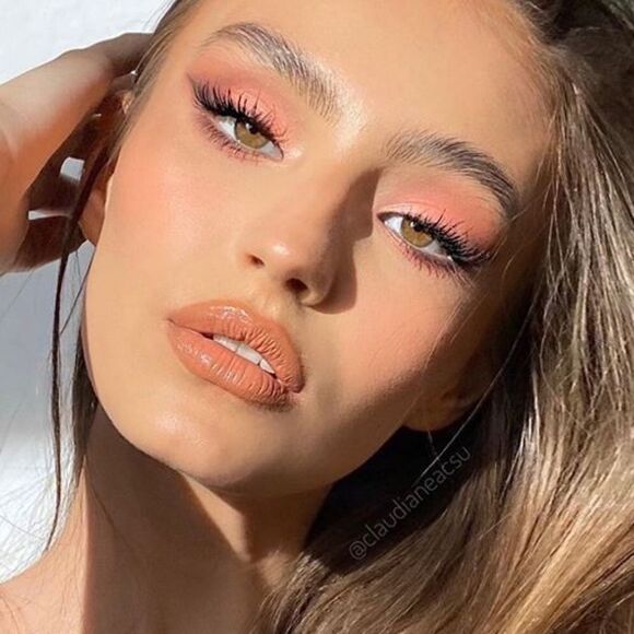 Clinique Even Better Pop Lipstick- Subtle-  (Warm Dark Peach) - Picture 9 of 17